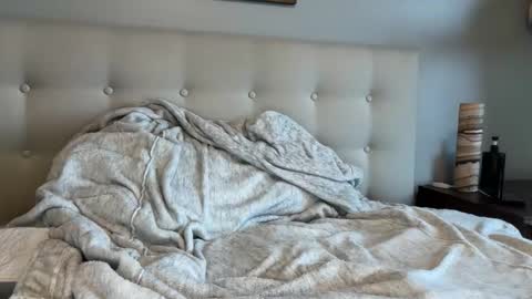 uncutnudist online show from 12, 4, 2026