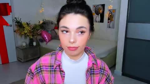 Patricia online show from 9, 3, 2025