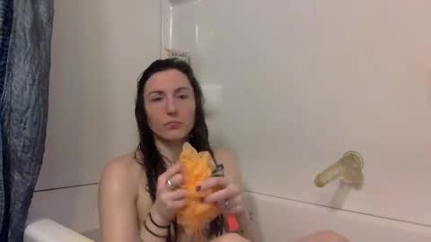 Lola Moonstone online show from 6, 2, 2026