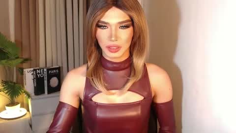 Miss Andrea online show from 11, 10, 2025