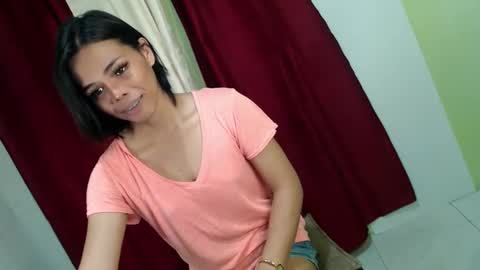 Snapshot of unknown_trans18 chatting on 8, 12, 2024 unknown_trans18 online show from 8, 12, 2024