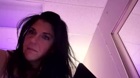 upallnight3654 online show from 7, 4, 2026