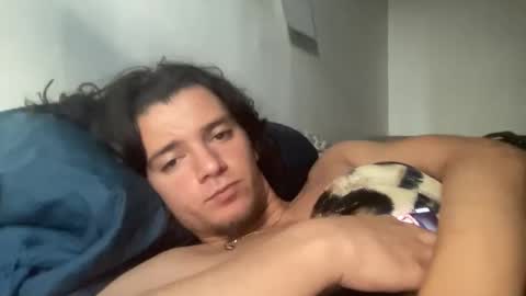 Snapshot of uptowncurls chatting on 19, 10, 2025 uptowncurls online show from 19, 10, 2025