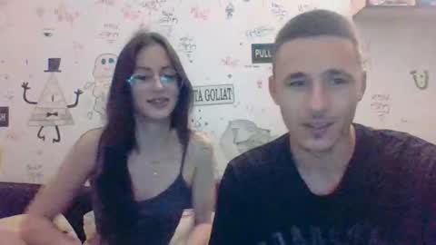 ur fave couplee online show from 25, 5, 2026