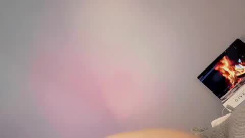 Snapshot of ur_infatuation chatting on 25, 4, 2026 Lola online show from 25, 4, 2026