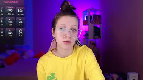 Lera online show from 4, 3, 2025