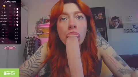 Olivia Kaufman online show from 25, 9, 2025