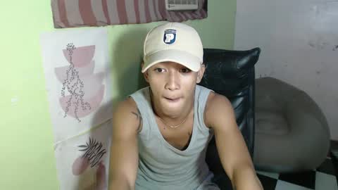 Snapshot of ur_raffy chatting on 15, 2, 2025 ur_raffy online show from 15, 2, 2025