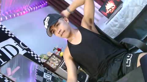 Snapshot of ur_shan21 chatting on 8, 7, 2026 ur_shan21 online show from 8, 7, 2026