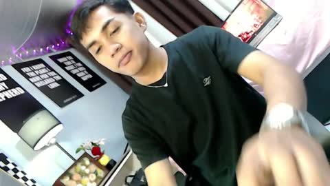 Snapshot of ur_shan21 chatting on 7, 8, 2026 ur_shan21 online show from 7, 8, 2026