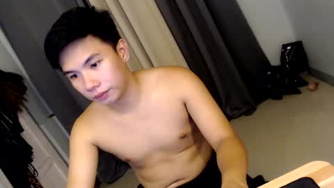 Snapshot of urasian_hardcockxx chatting on 6, 12, 2024 milly online show from 6, 12, 2024