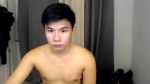 Snapshot of urasian_hardcockxx chatting on 8, 12, 2024 milly online show from 8, 12, 2024