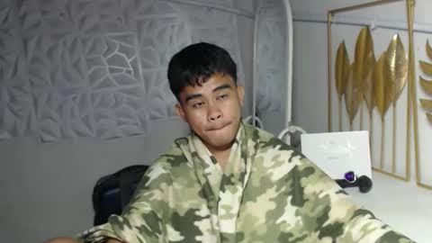 HI WE ARE NATHANIEL AND SEV online show from 24, 3, 2026