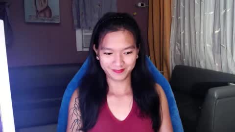 NEWRA  ALLISON online show from 5, 11, 2025