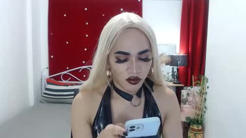 Snapshot of urcumgirlasiants chatting on 13, 2, 2025 KENDALL online show from 13, 2, 2025