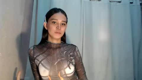 Snapshot of urdreamgirl_stephanie chatting on 18, 4, 2026 stephanie online show from 18, 4, 2026