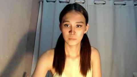 Snapshot of urdreamgirl_stephanie chatting on 19, 4, 2026 stephanie online show from 19, 4, 2026