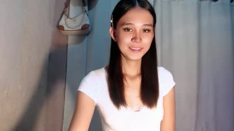 Snapshot of urdreamgirl_stephanie chatting on 6, 5, 2026 stephanie online show from 6, 5, 2026