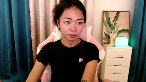 ayumi reacher online show from 12, 2, 2025