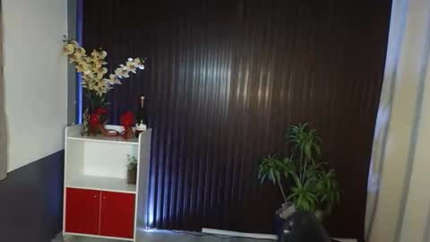 urfave_bbgirl online show from 25, 11, 2025