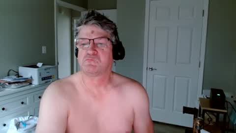 Snapshot of urfavteach50 chatting on 30, 4, 2026 Gregor online show from 30, 4, 2026