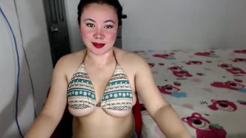 Snapshot of urgirl_elisse chatting on 7, 5, 2026 ELISSE online show from 7, 5, 2026