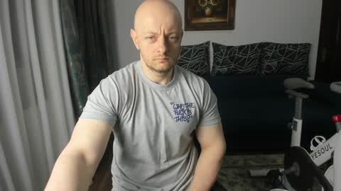 Snapshot of urgymcrush chatting on 2, 2, 2025 UrGymCrush online show from 2, 2, 2025