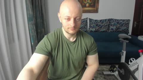 Snapshot of urgymcrush chatting on 4, 2, 2025 UrGymCrush online show from 4, 2, 2025