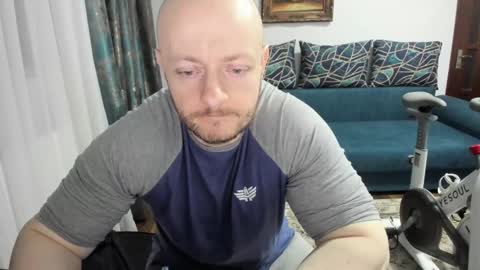 Snapshot of urgymcrush chatting on 14, 2, 2025 UrGymCrush online show from 14, 2, 2025