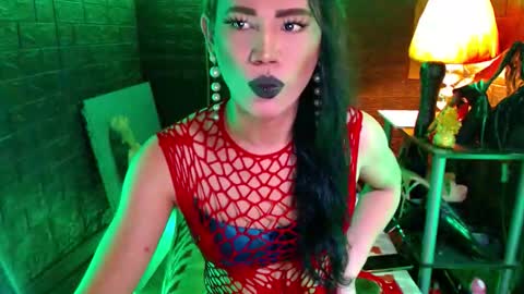 queen norelle online show from 15, 5, 2026
