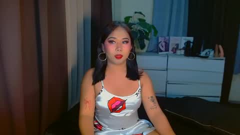 Urhoney Jennie online show from 15, 5, 2026