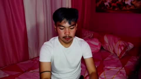 Snapshot of urhot_kharlxoxo chatting on 10, 11, 2025 john carlo online show from 10, 11, 2025