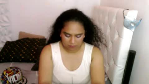 Snapshot of urhotmariahclara chatting on 17, 5, 2026 Anna online show from 17, 5, 2026