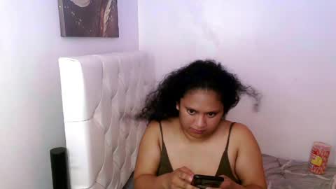 Snapshot of urhotmariahclara chatting on 22, 5, 2026 Anna online show from 22, 5, 2026