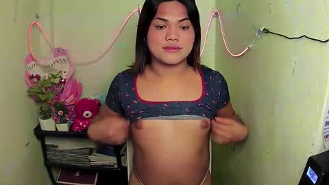 urhottie_bella online show from 23, 9, 2025