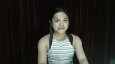 Snapshot of urhottie_bella chatting on 15, 5, 2026 urhottie_bella online show from 15, 5, 2026