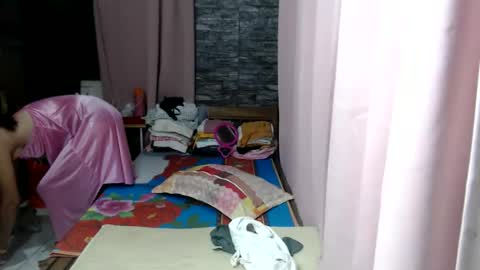 Snapshot of urhotvivian11 chatting on 22, 12, 2025 urhotvivian11 online show from 22, 12, 2025