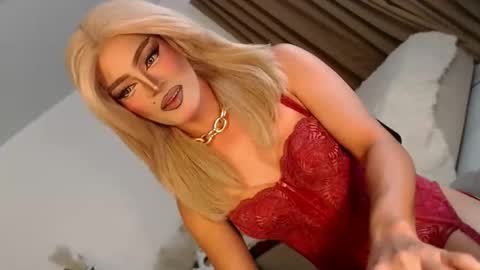 Snapshot of urnauthy_ciliaxxx chatting on 30, 4, 2026 cecilia online show from 30, 4, 2026