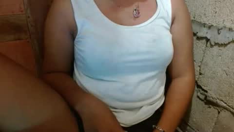Snapshot of urpinaymorena chatting on 12, 10, 2025 Aleah online show from 12, 10, 2025