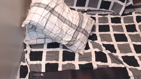 Mel online show from 12, 1, 2025