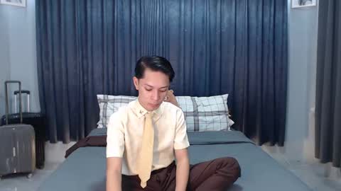 Mel online show from 12, 2, 2025