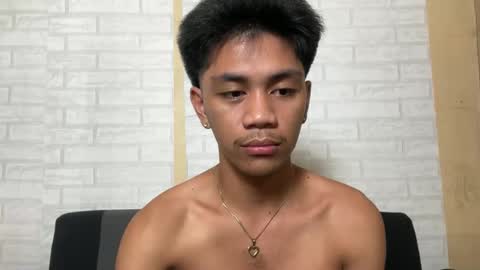 Snapshot of urpinoynaughty chatting on 3, 11, 2025 urpinoynaughty online show from 3, 11, 2025