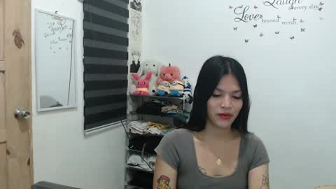 hi im kim online show from 29, 12, 2024