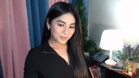 JUST CALL ME CALI online show from 2, 11, 2025