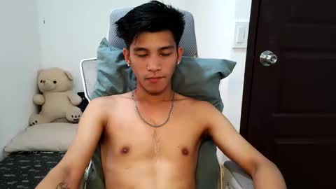 Snapshot of ursweetie_boy chatting on 17, 4, 2026 ursweetie_boy online show from 17, 4, 2026