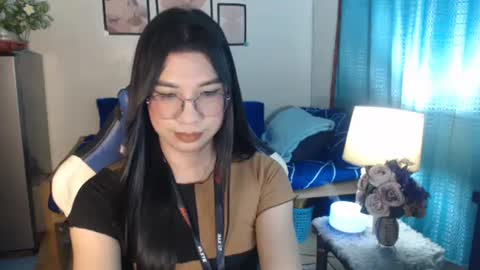 Ashley Kate Mateo Gray online show from 21, 1, 2025