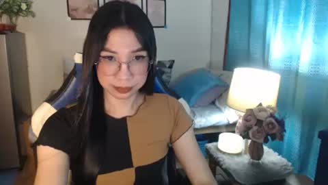 Ashley Kate Mateo Gray online show from 10, 3, 2025