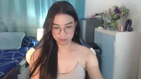 Ashley Kate Mateo Gray online show from 7, 10, 2025