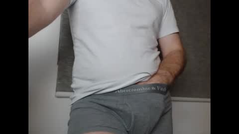 Snapshot of us5030 chatting on 5, 12, 2025 US5030 online show from 5, 12, 2025