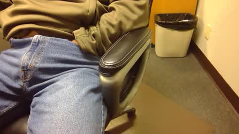 useemie online show from 23, 1, 2025